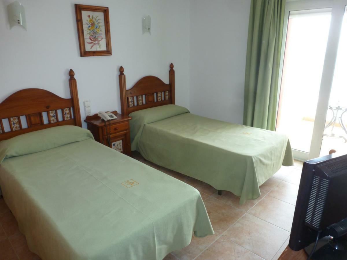 Hostal Cortes 가루차 외부 사진
